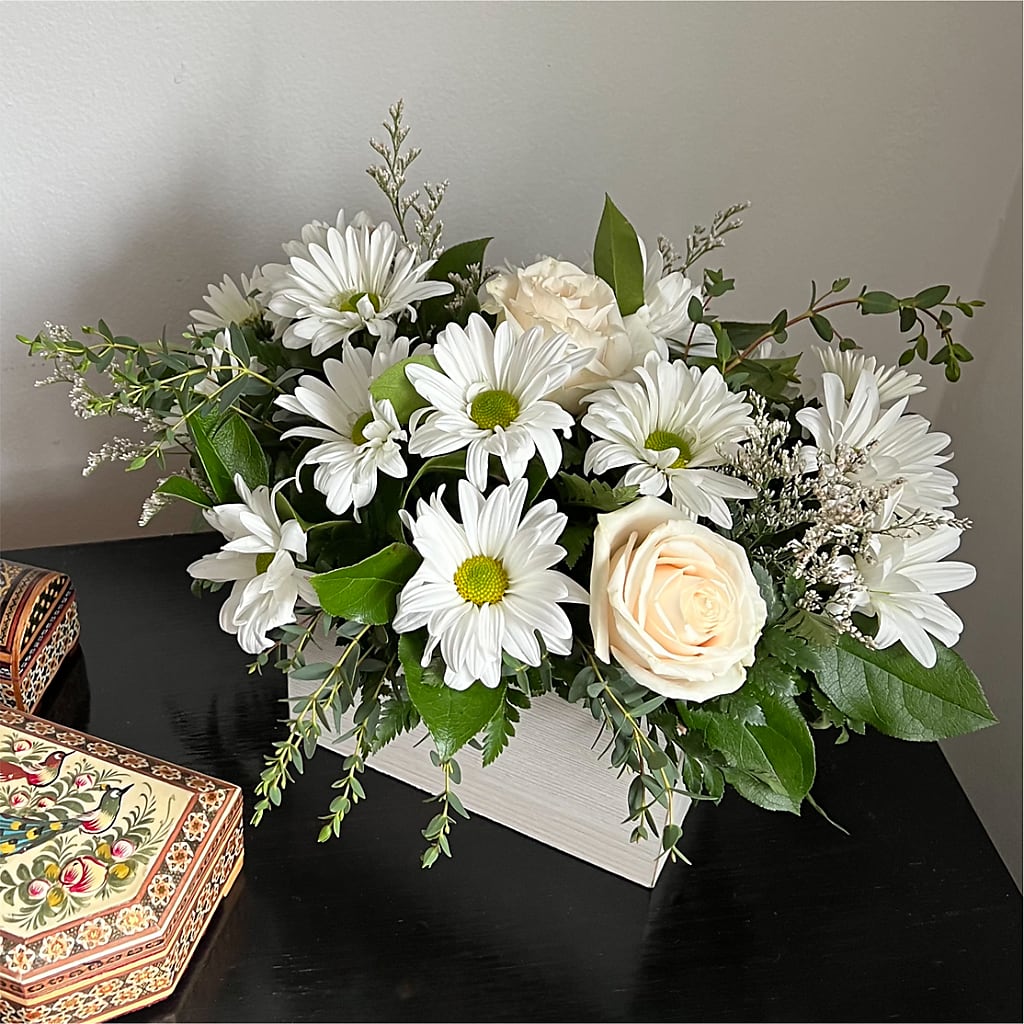 Fresh Linen Box Bouquet – Country Cottage Floral Creations, Conroe TX