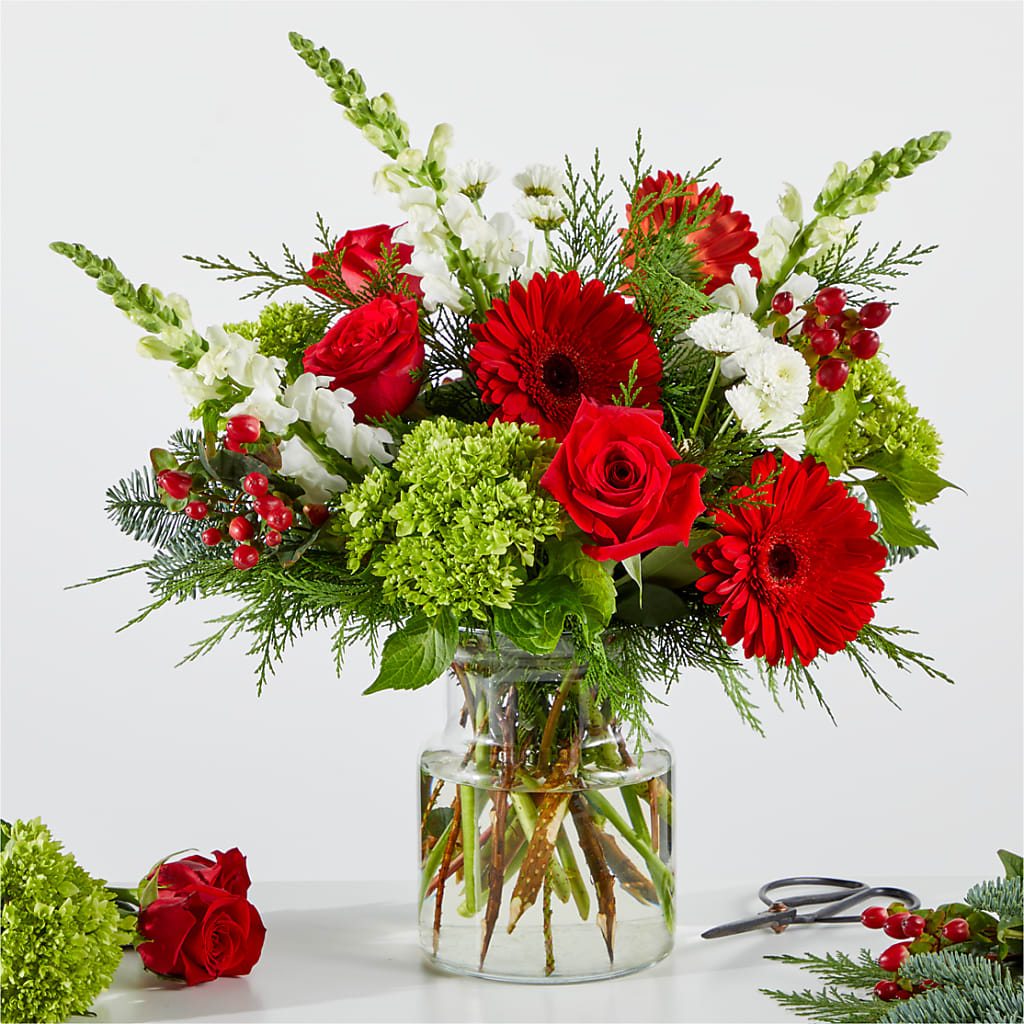 Merry Moment Bouquet – A Florist Original – Country Cottage Floral Creations, Conroe TX