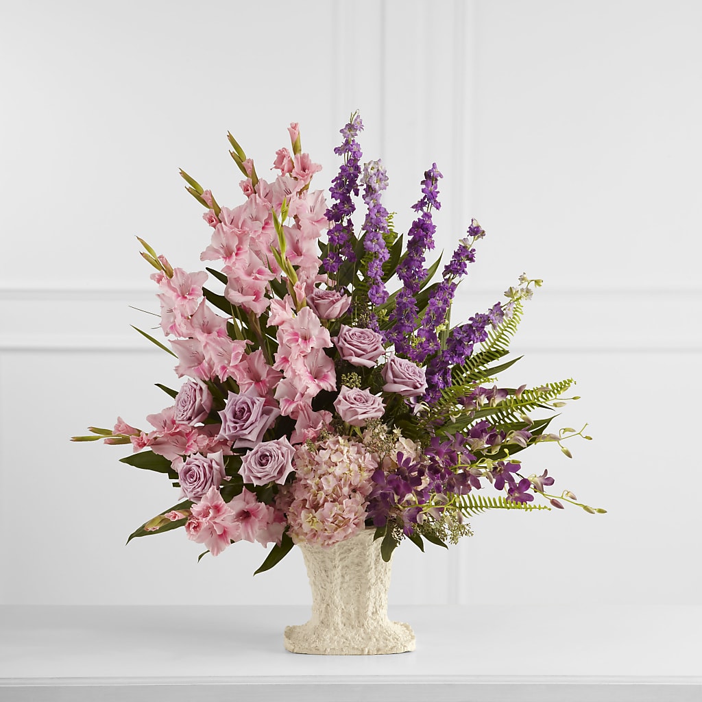 Flowing Garden Arrangement – Country Cottage Floral Creations, Conroe TX