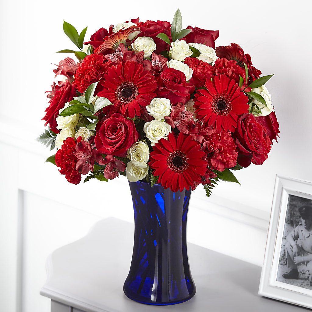 Hearts Embrace Bouquet – Country Cottage Floral Creations, Conroe TX