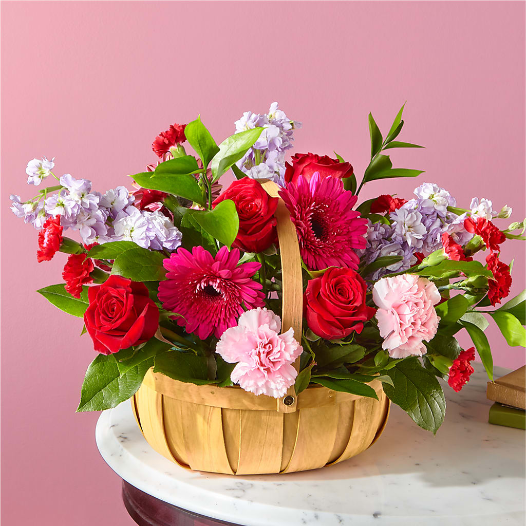 Pink Picnic Basket – Country Cottage Floral Creations, Conroe TX
