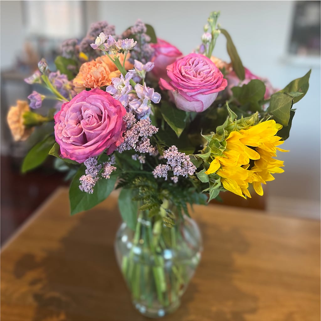 Yellow Brick Road Bouquet – Country Cottage Floral Creations, Conroe TX