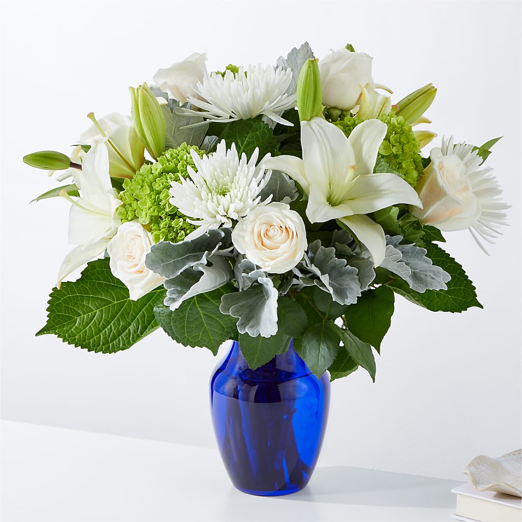Snowy Dreams Bouquet – Country Cottage Floral Creations, Conroe TX