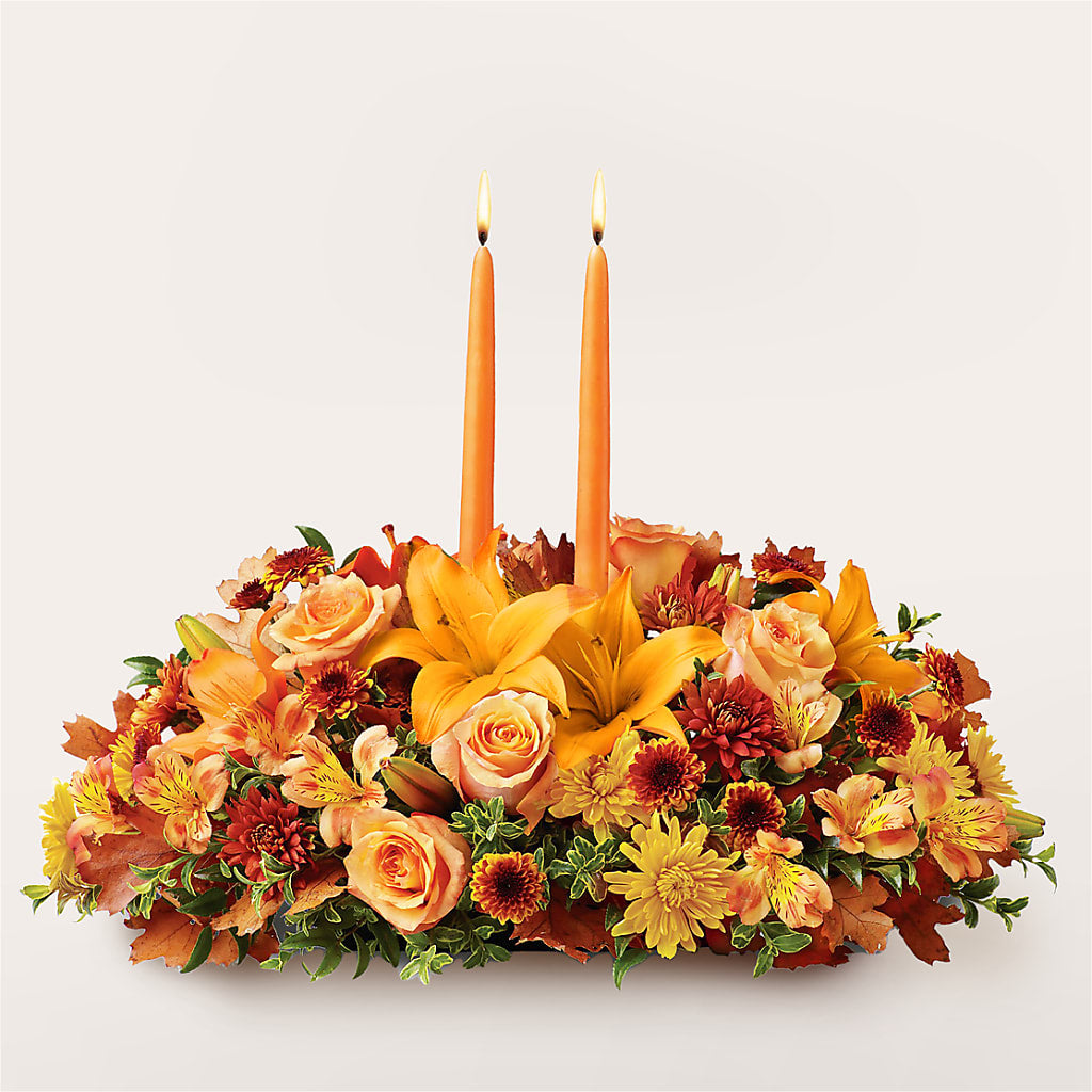 Traditions Centerpiece – Country Cottage Floral Creations, Conroe TX