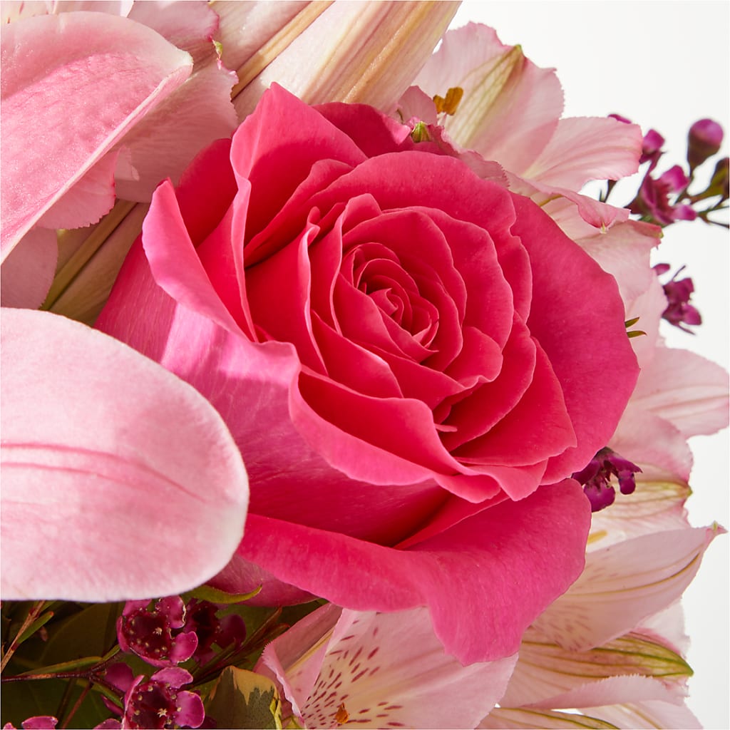Lucky in Love Bouquet –  Country Cottage Floral Creations, Conroe TX