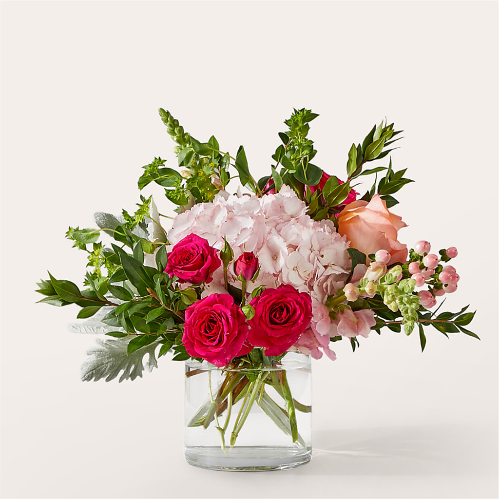 Glitz & Glam Bouquet –  Country Cottage Floral Creations, Conroe TX